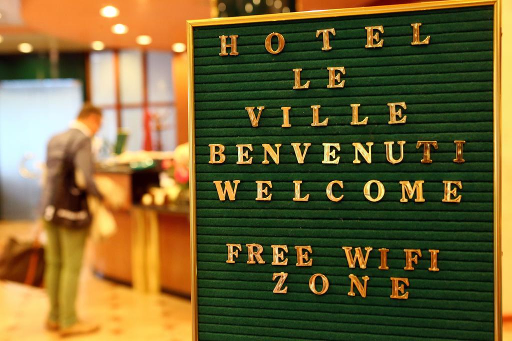 מודנה Hotel Le Ville מראה חיצוני תמונה
